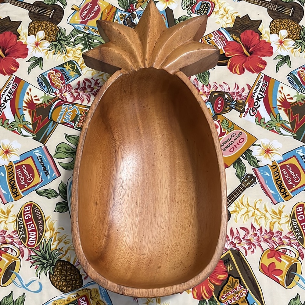 Wooden Pineapple Bowl‎